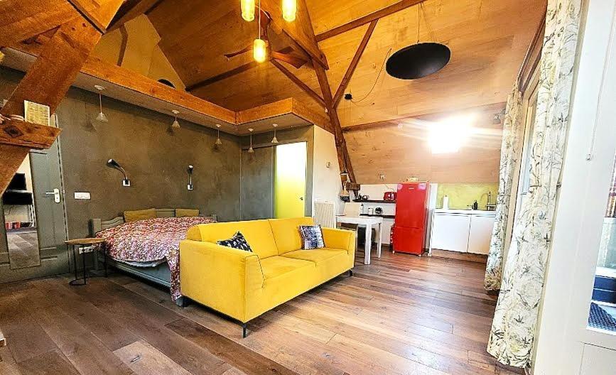 Den Dungen Studio Nok Bij Den Bosch מראה חיצוני תמונה